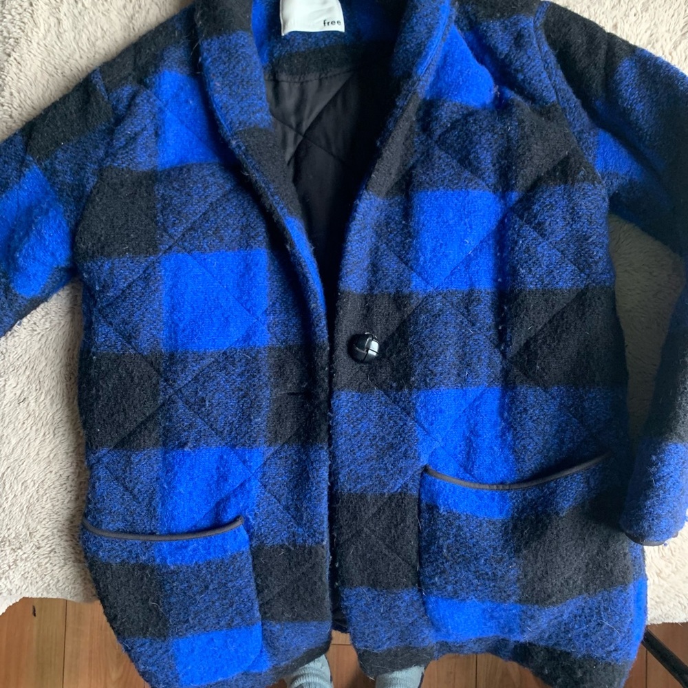 Aritzia off-duty jacket black and blue plaids